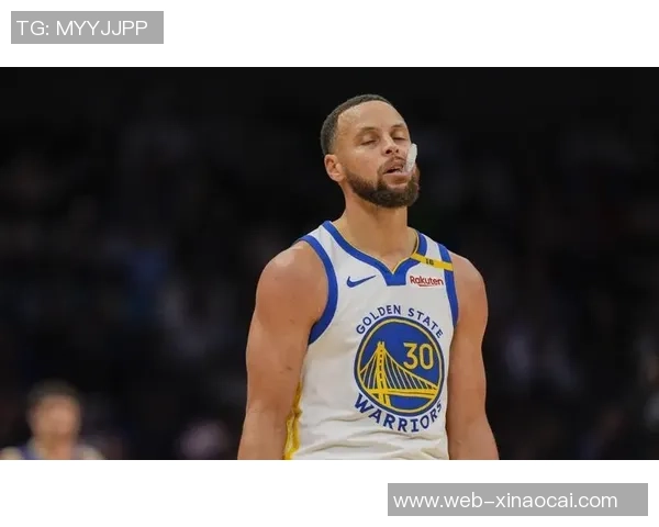 库里三分总数突破4000大关！历史第一人再创神迹